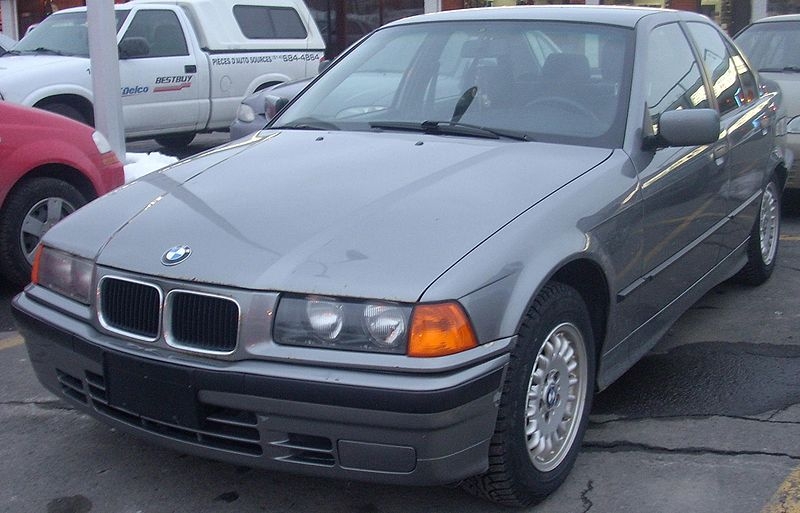 How to Install a 1992 BMW 325 I Heater Control Valve