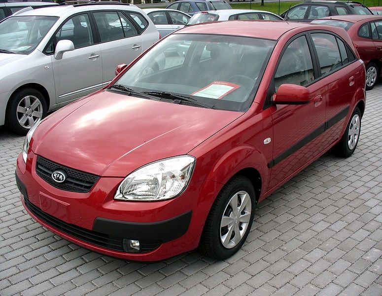 How to Replace the Thermostat on a KIA Rio