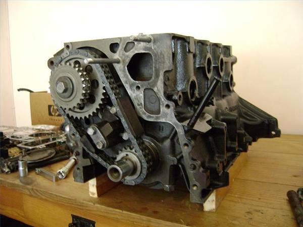How to Build a 4-Cylinder Engine