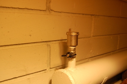 What Is a Quick Exhaust Valve?