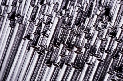 How to Heat a Steel Pipe for Bending