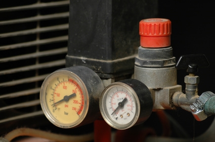 What Accessories Do I Need to Inflate Tires With an Air Compressor?