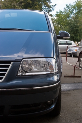 How to Repair a Toyota Sienna's Driver Side Handle