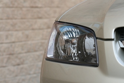 How to Change a Headlight Bulb in a Dodge Neon