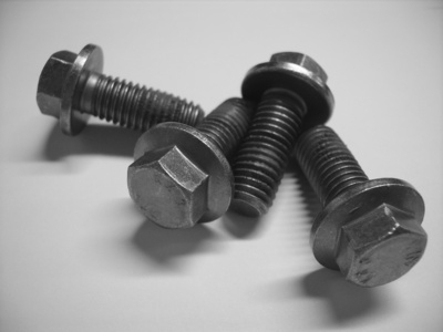 How to Repair an Aluminum Thread