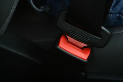 How to Remove the Back Seat of a Toyota Echo