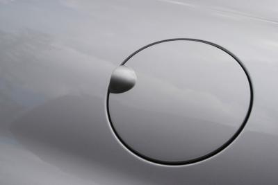 How to Remove Water in a Gasoline Line