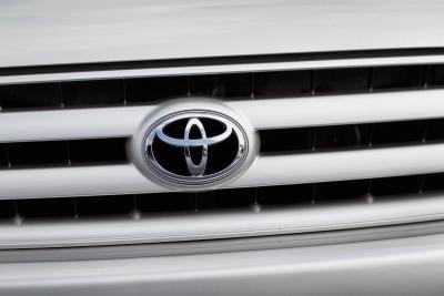 How to Change a Toyota Tacoma Headlight Assembly