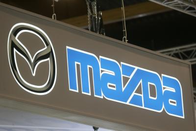 How to Change Headlights in a Mazda 6