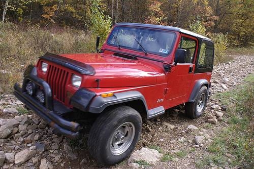 How to Change Front Universal Joints on a Jeep Wrangler