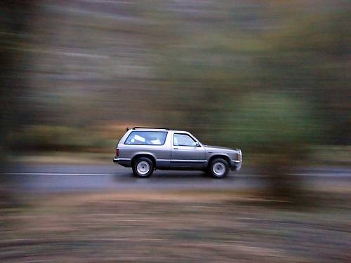 How to Replace Ball Joints for a Chevy Blazer LS