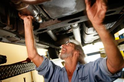Signs of a Bad Catalytic Converter on a 97 Jeep Grand Cherokee Limited