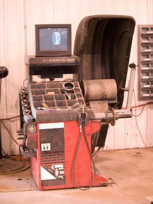 How Do Wheel Balancers Work?
