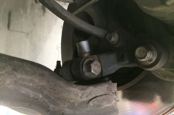 Curing Low Roll Center on S197 Mustangs With Steeda Ball Joints