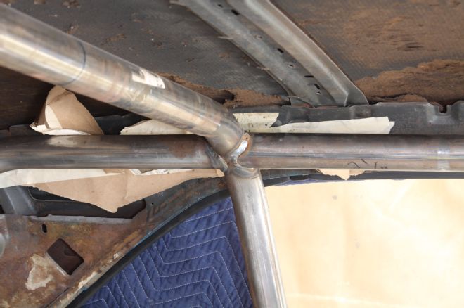 Six Point Chassisworks Exact Fit Cage Installation Upper Weld