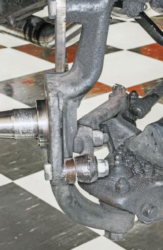 HOT ROD To The Rescue - Fully Engineered 1955 Chevy Disc-Brake Swap