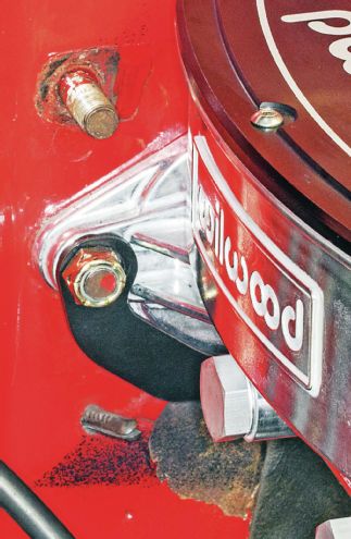 HOT ROD To The Rescue - Fully Engineered 1955 Chevy Disc-Brake Swap