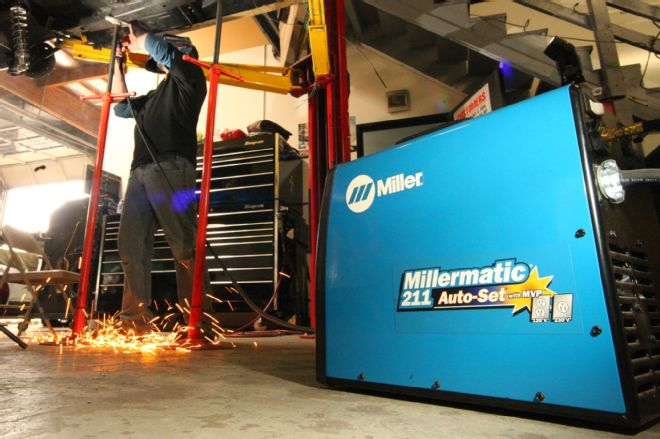 Miller Welder Millermatic 211