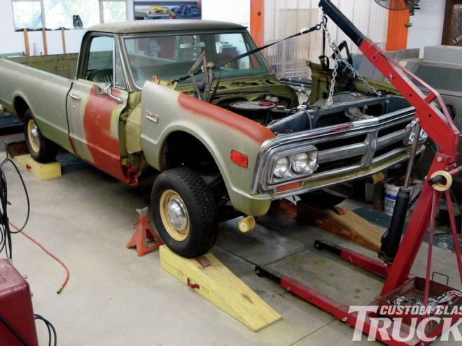 1971 GMC Pickup - Hangin' A Front Group