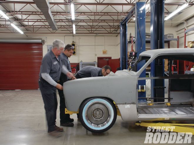 02 1951 Ford Sedan Lowering Front Clip Removal