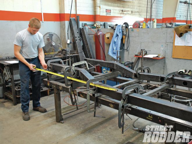 12 1951 Ford Chassis Fabrication Framerails