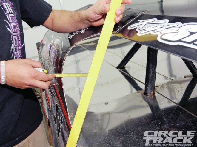Ctrp 1301 04 Tech Chassis Aerodynamics For Dirt Racers Adjust The Curve