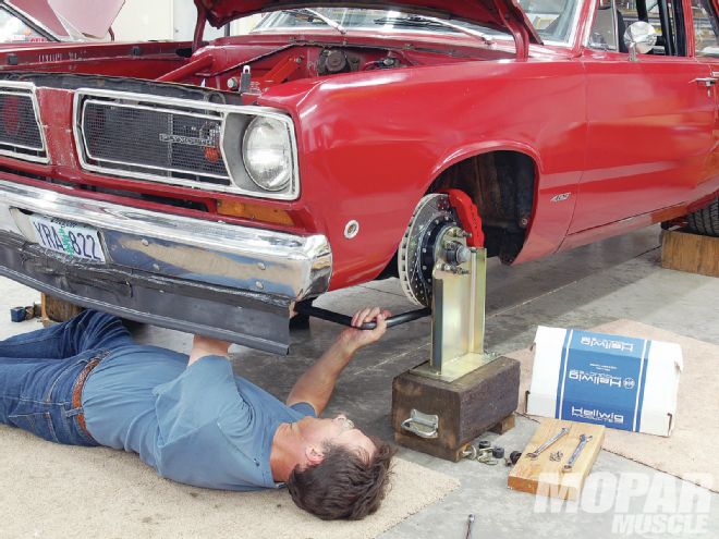  Mopp 1204 01+1968 Plymouth Valiant Track Day Prep+baer Brakes