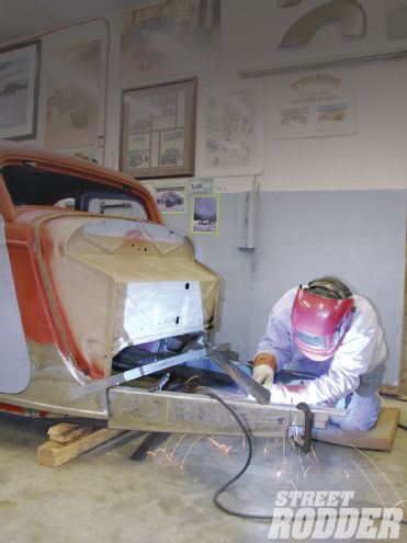 Dropping Your Cowl And Tweaking Your ’Rails, Part 3 - Street Rodder Magazine