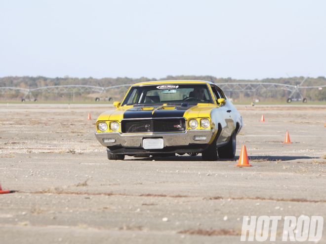 Sucp 1103 01 O+RideTech Shock Test+1970 Buick GSX Test Vehicle