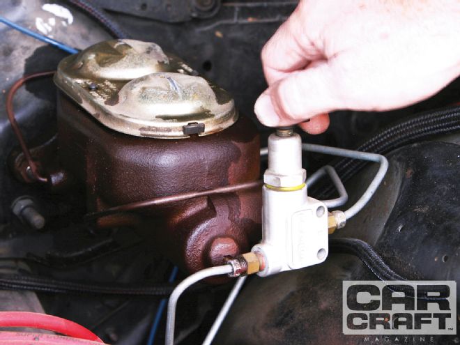 Wilwood D52CB Caliper Brakes Install - Car Craft Magazine