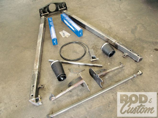 1005rc 02 O+1951 Mercury+no Limit Engineering Trailing Arm Rear Suspension+