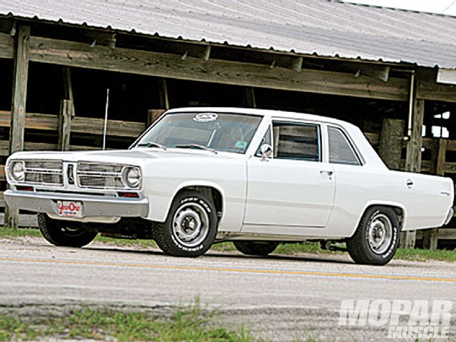 Mopp 1004 05 O+1967 Plymouth Valiant+valiant