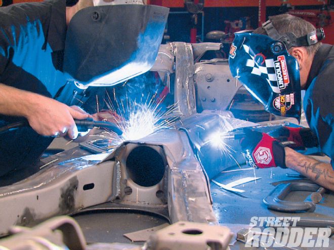 How To Stiffen Your Chevy Frame - Frame Up - Tech