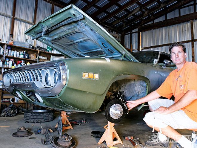 0910phr 01 Z+1971 Plymouth Satellite+hood