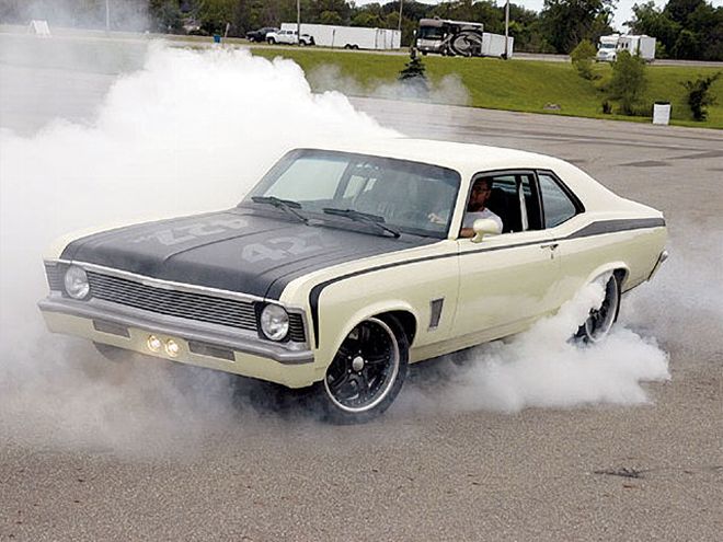 0811phr 22 Z+1970 Chevy Nova Air Pod Suspension+burnout