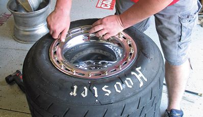 Dirt Late Model Wheels - Quick Tech