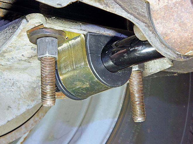 Hppp 0802 17 Z+1967 Pontiac Firebird Suspension Upgrades+U Bolts