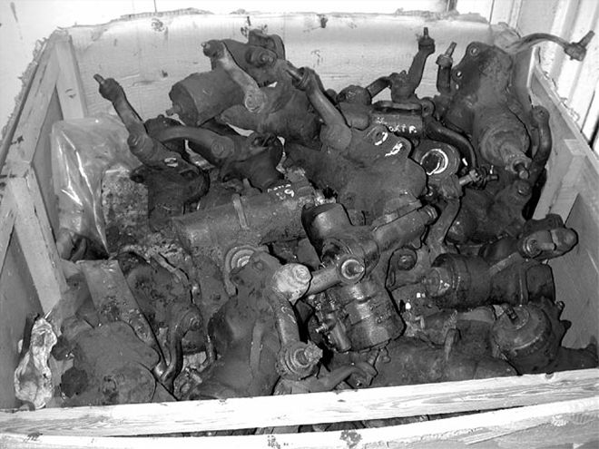 Rebuilding Your Steering Box - Mopar Muscle Magazine