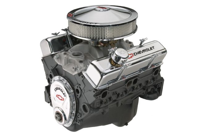 2 Chevrolet Performance Small Block Crate Engine