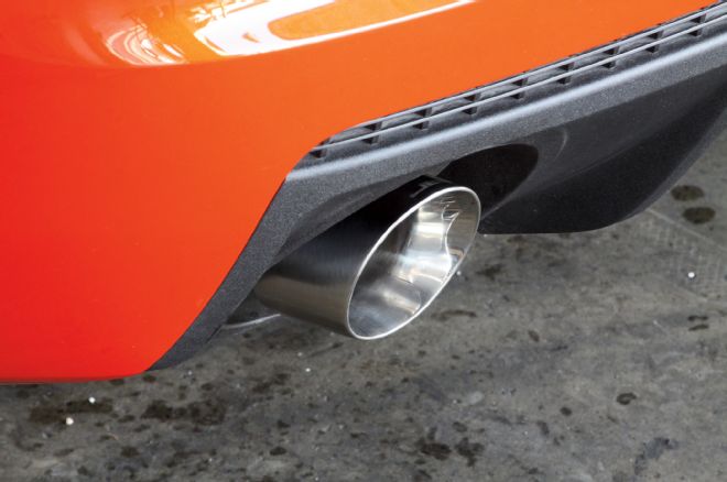 16 2011 Camaro Exhaust Tips