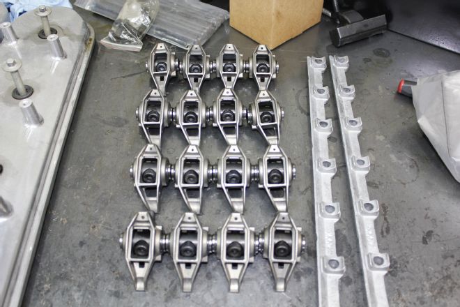 16 Rocker Arms