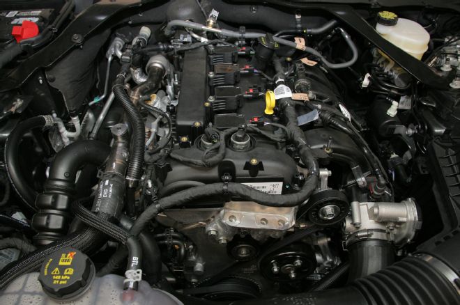 Ford Mustang Stock Engine