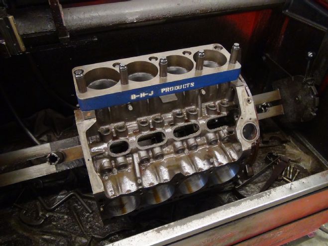 02 Dodge 340 Engine Block