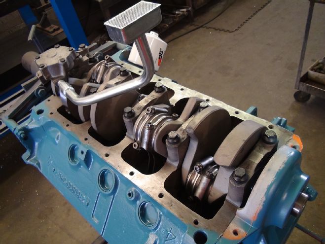 How to Make 600 HP with Cast-Iron Heads on a Mopar 340 Stroker