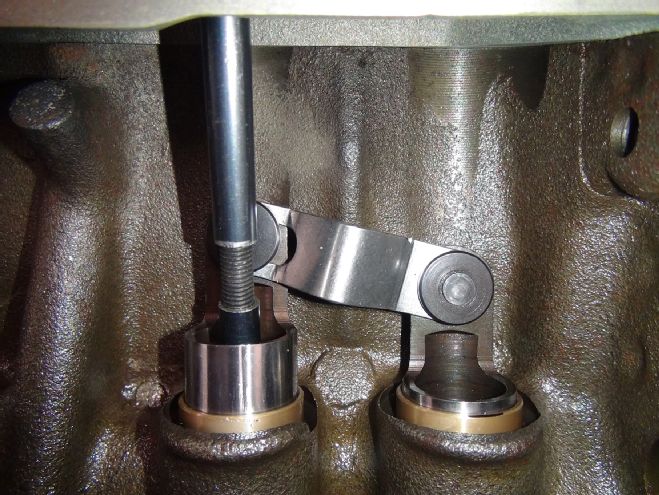 How to Make 600 HP with Cast-Iron Heads on a Mopar 340 Stroker