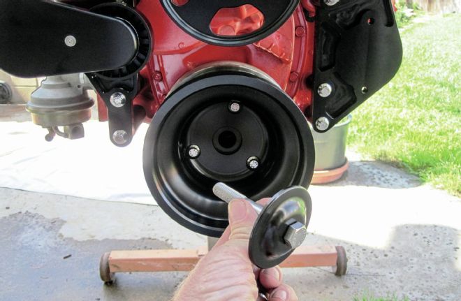 Small Block Chevy Engine Installing Crank Pulley