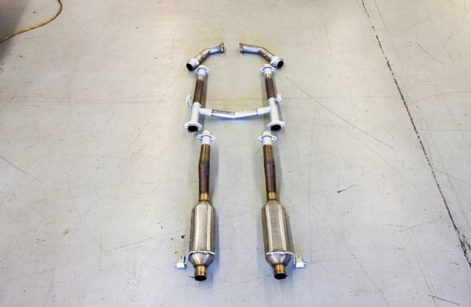 Chevrolet Performance Ls327 Exhaust System And Flowmaster T409 Stainless Super Hp 2 Mufflers