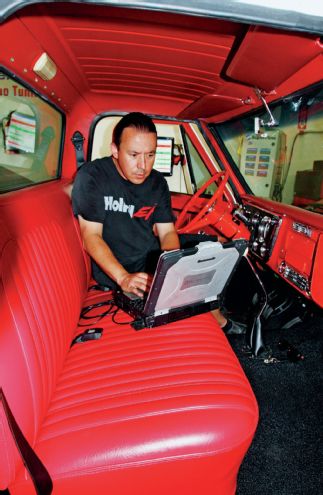 Chevrolet C10 Interior Tuning Holley Dominator System