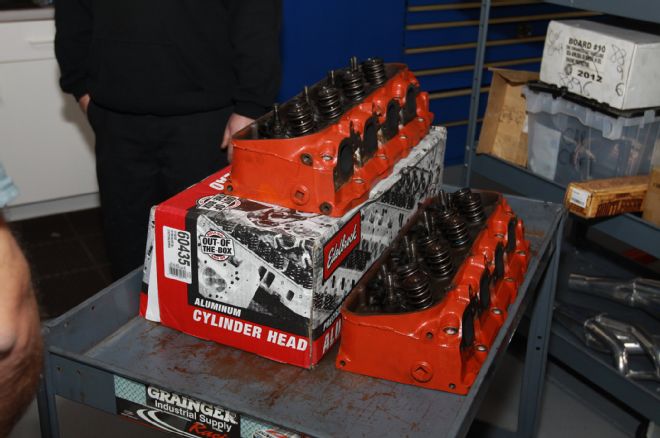 Edelbrock E Street Aluminum Heads