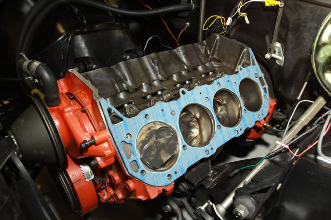 Install Head Gaskets Dry